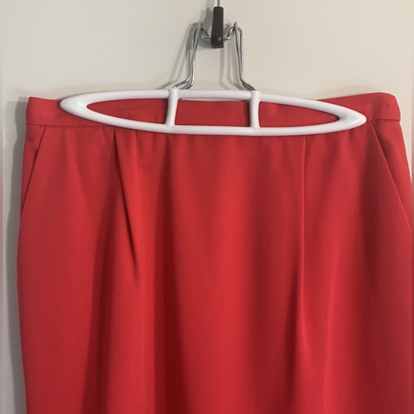 Vintage Pendleton red pencil skirt, size 10 - Picture 2 of 8
